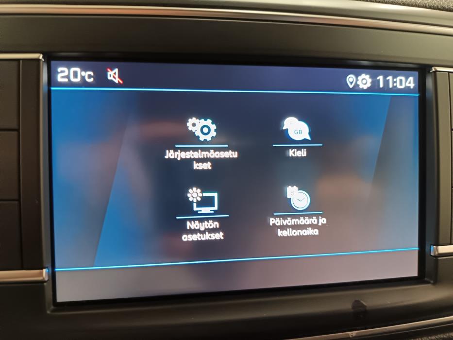 Peugeot Traveller 2022