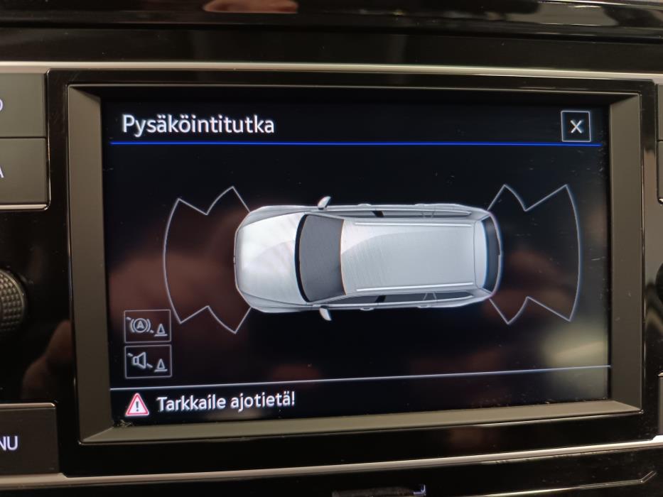 VOLKSWAGEN Passat 2022