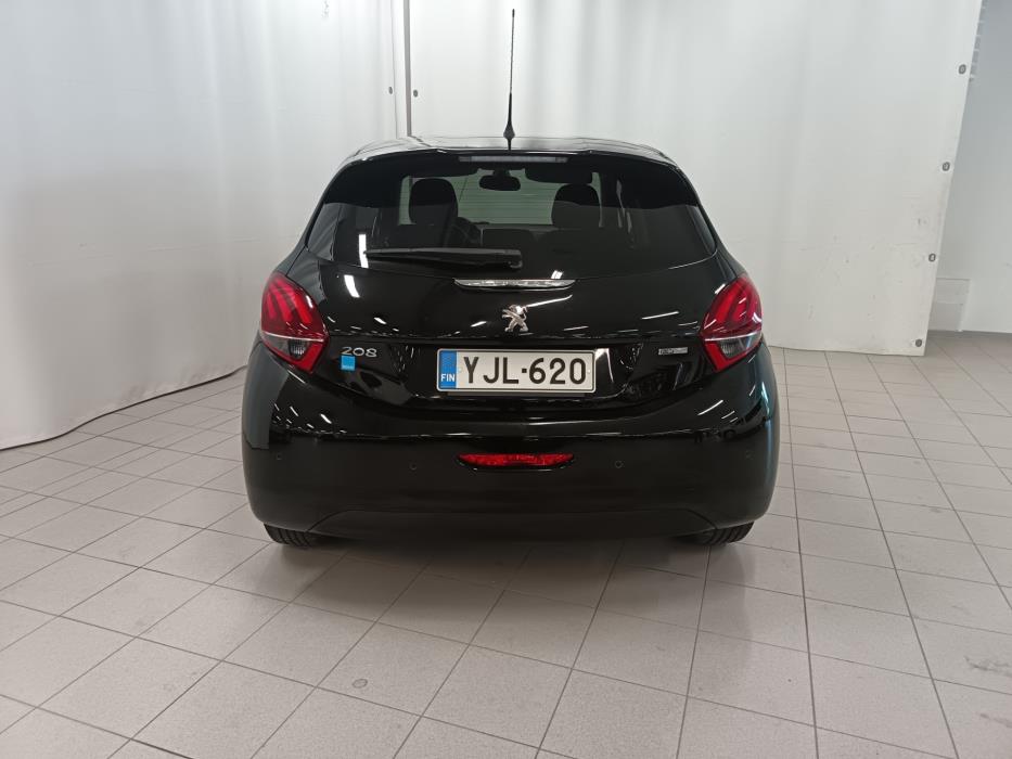 PEUGEOT 208 2017