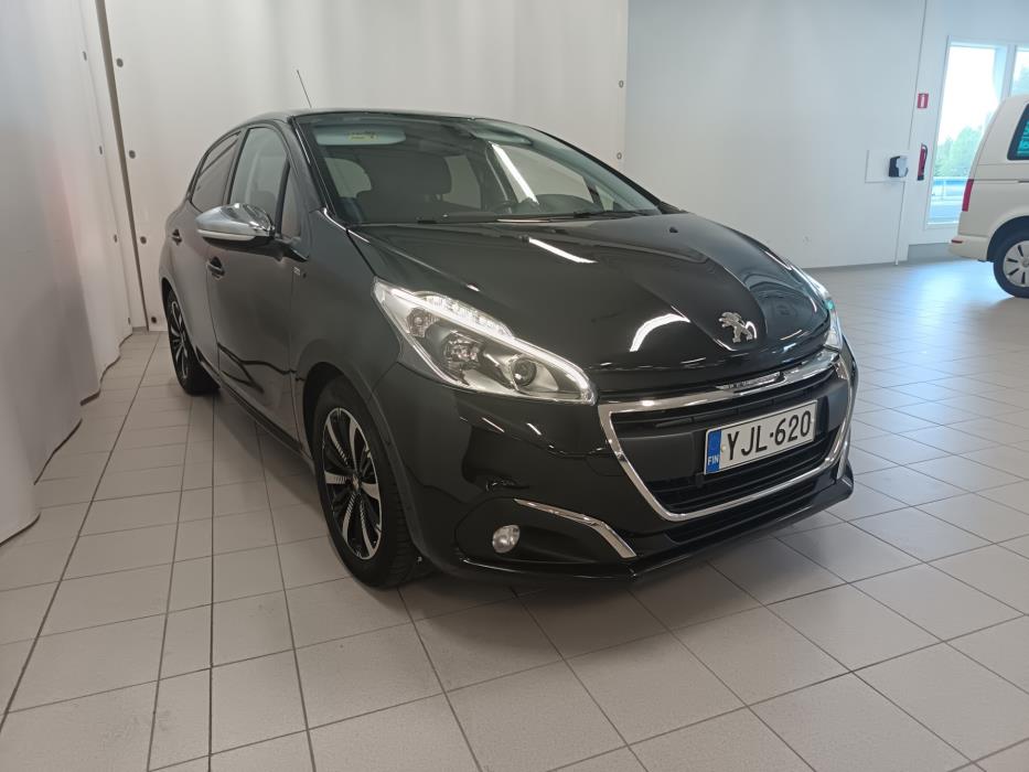 PEUGEOT 208 2017