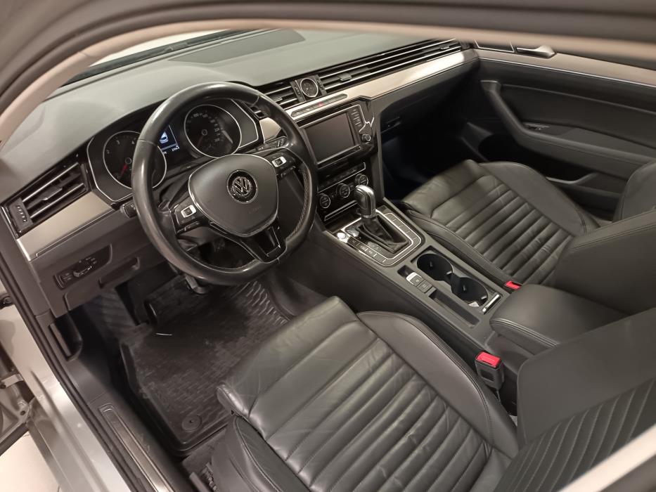 VOLKSWAGEN Passat 2015