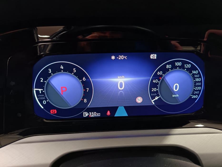 VOLKSWAGEN Golf 2020