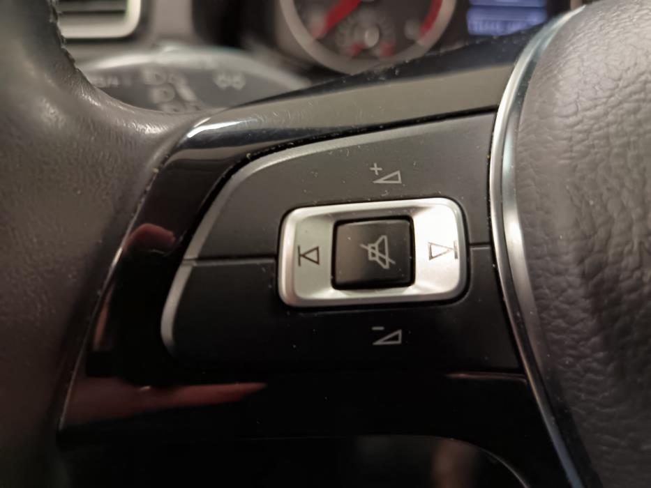 VOLKSWAGEN Amarok 2019