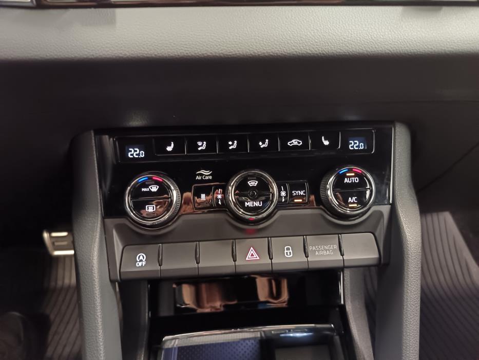 SKODA Karoq 2019