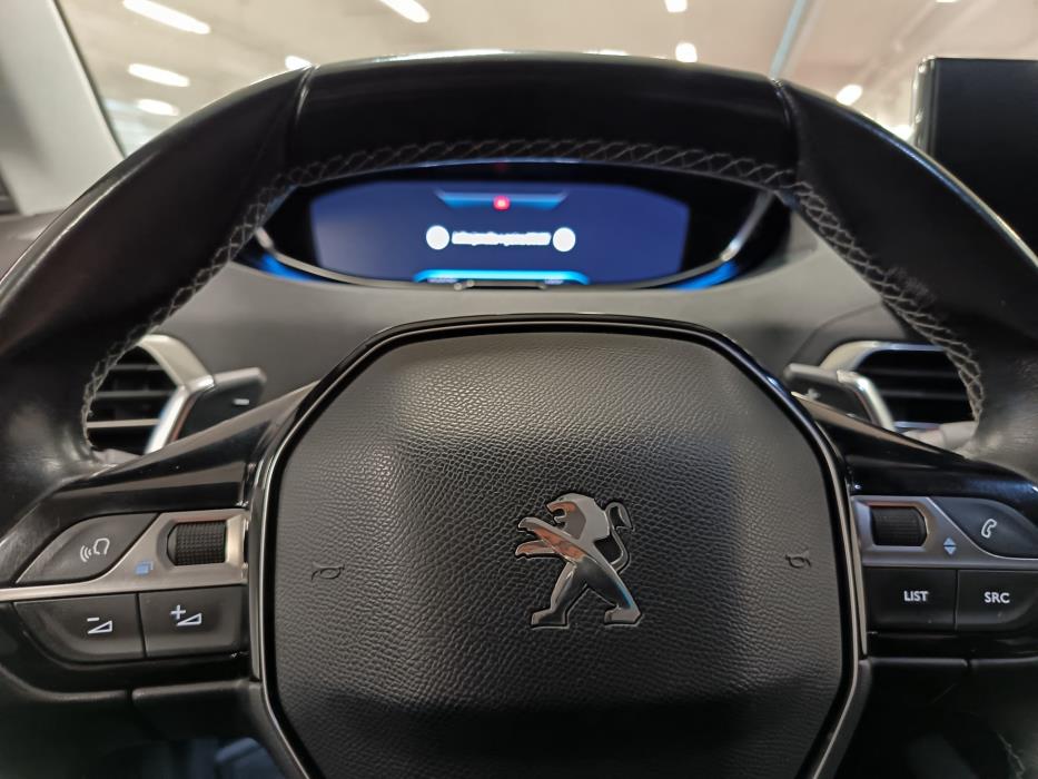 PEUGEOT 3008 2022