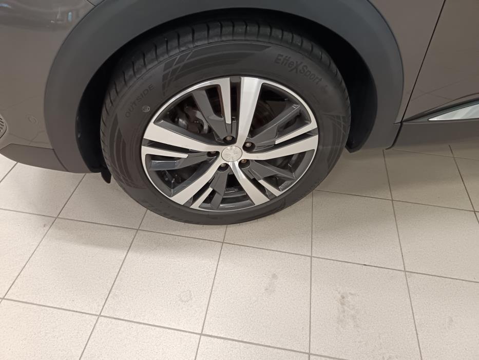 PEUGEOT 3008 2022