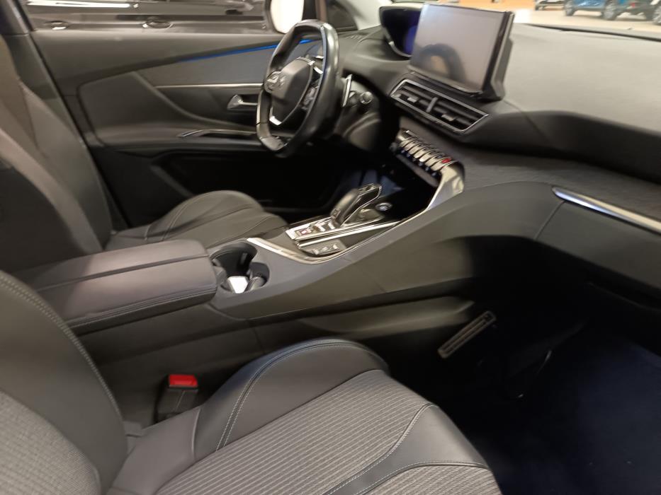 PEUGEOT 3008 2022