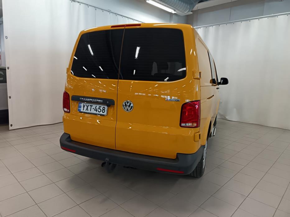 VOLKSWAGEN Transporter 2024