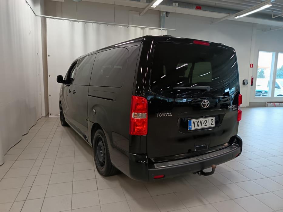Toyota Proace Verso 2024
