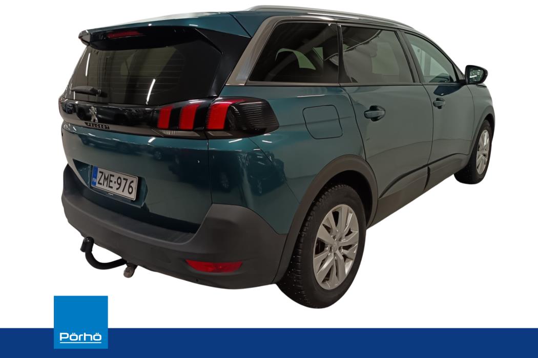 PEUGEOT 5008 2018