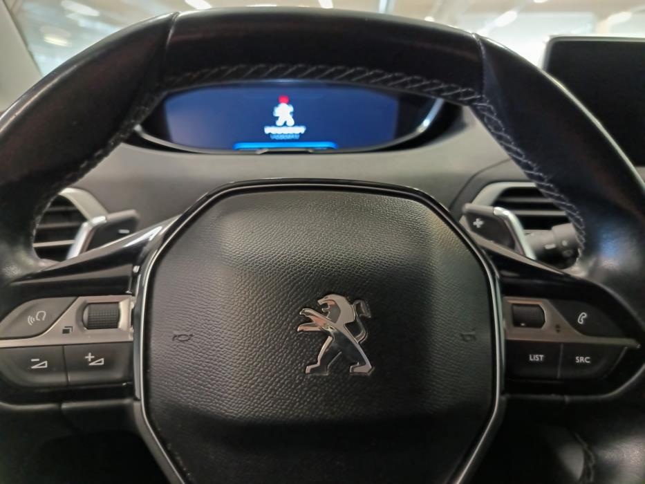 PEUGEOT 5008 2019