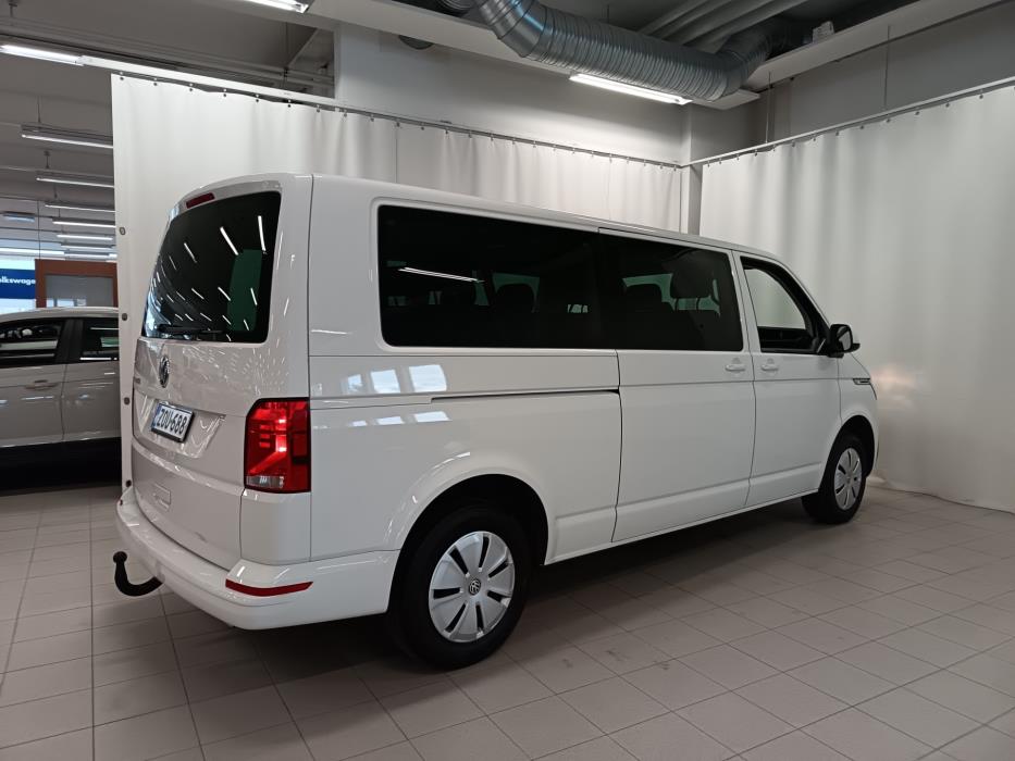 Volkswagen Caravelle 2023