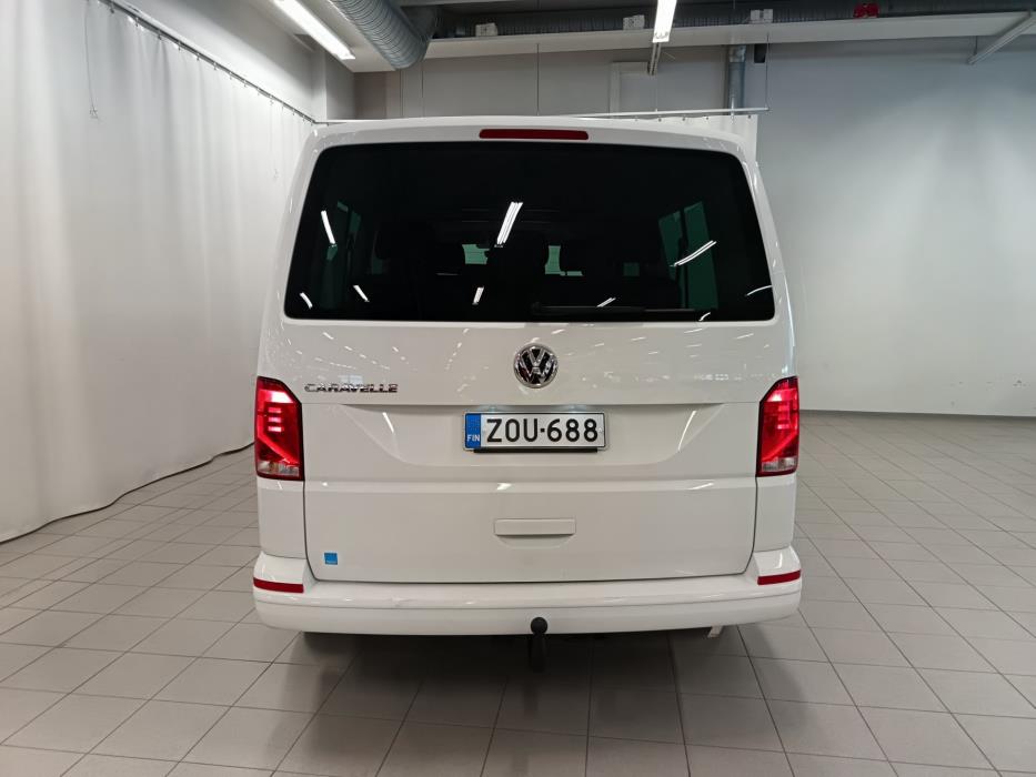 Volkswagen Caravelle 2023