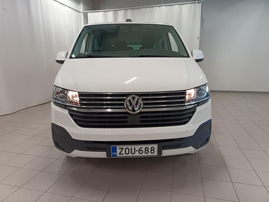 Volkswagen Caravelle 2023