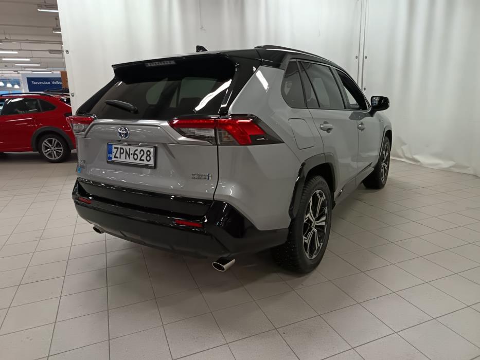 Toyota RAV4 Plug-in 2021
