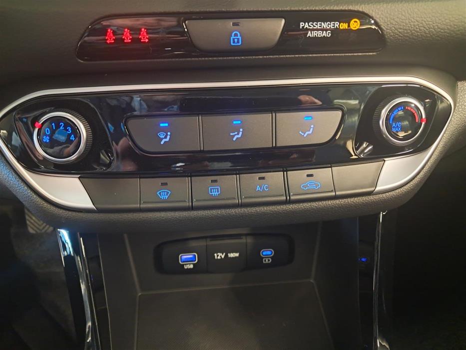 Hyundai i20 Hatchback 2025