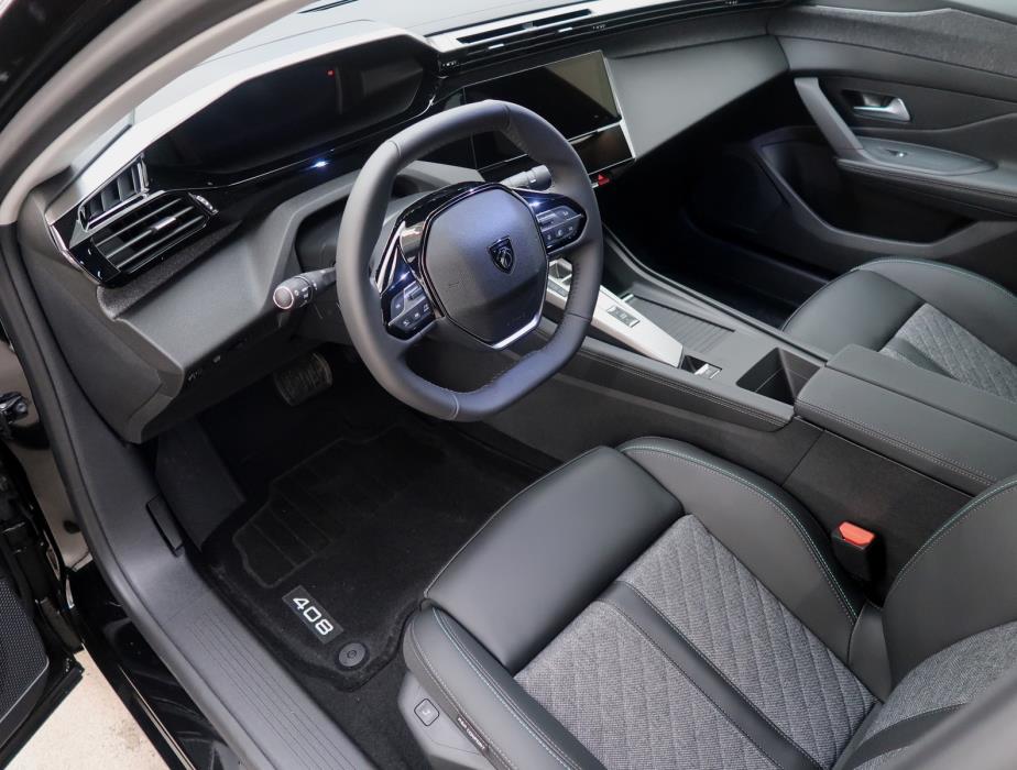 Peugeot 408 2024