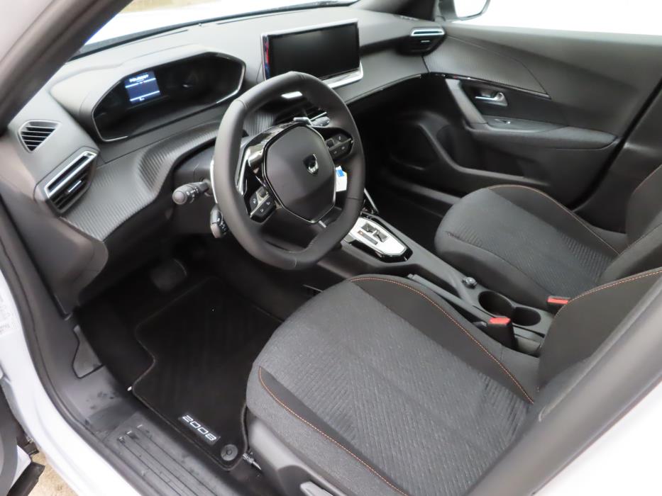 Peugeot 2008 2025