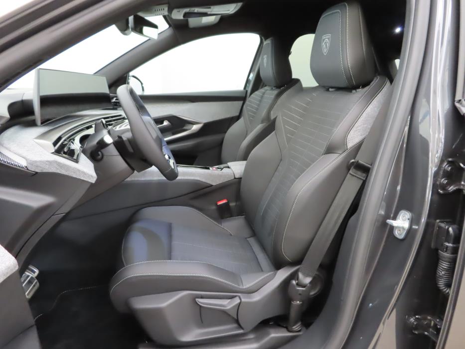 Peugeot E-3008 2026