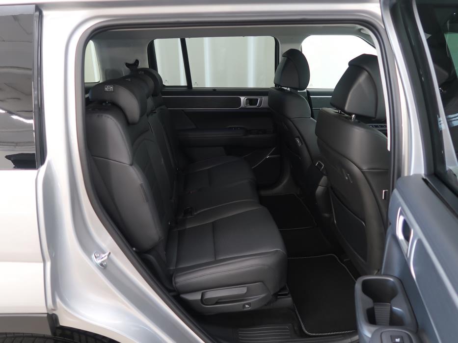 Hyundai Santa Fe 2025