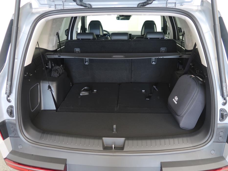 Hyundai Santa Fe 2025