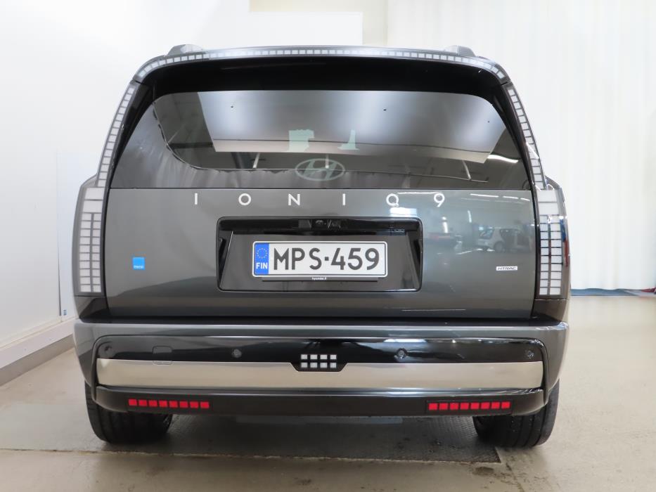 Hyundai IONIQ 9 2025