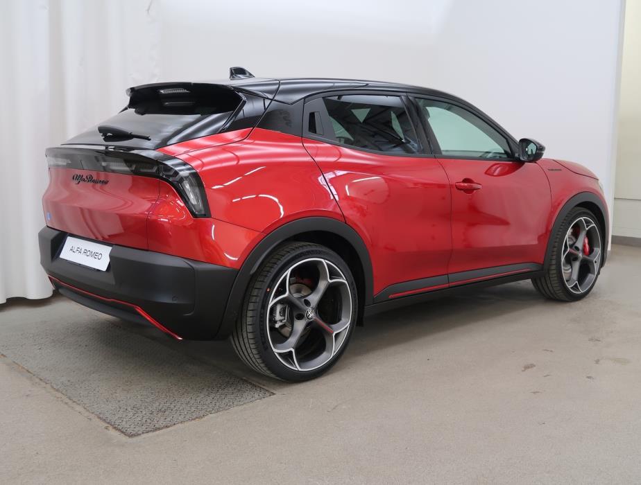 Alfa Romeo Junior 2025