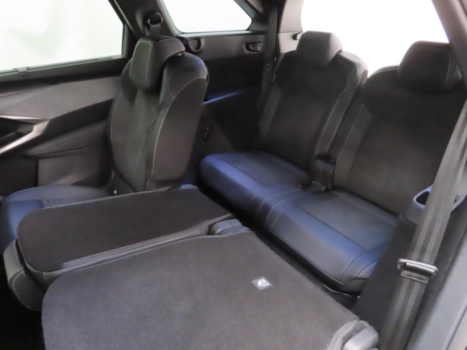 Peugeot E-5008 2026