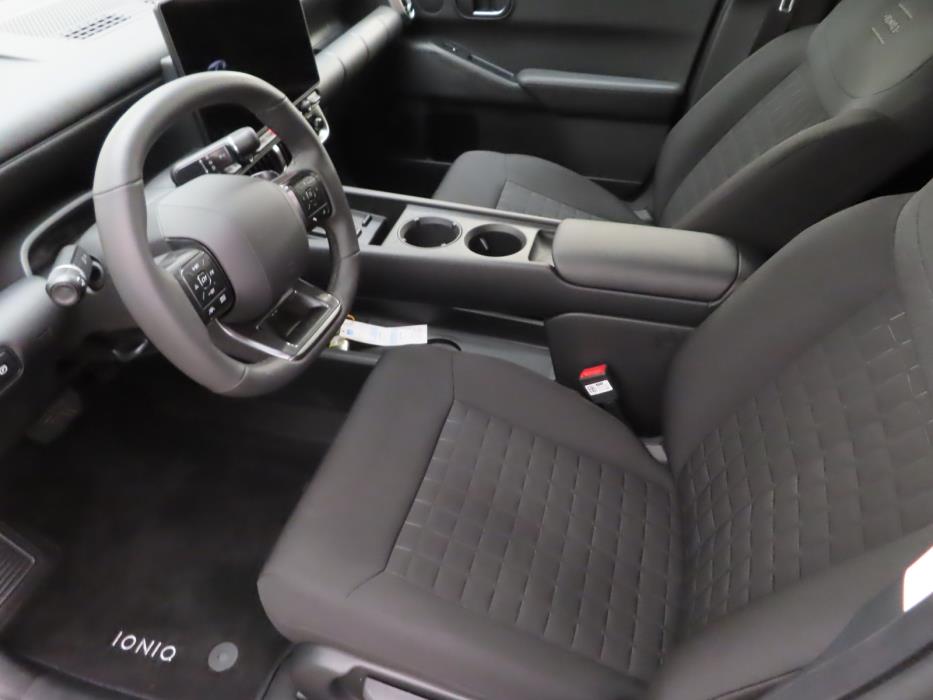 Hyundai IONIQ 3 2026