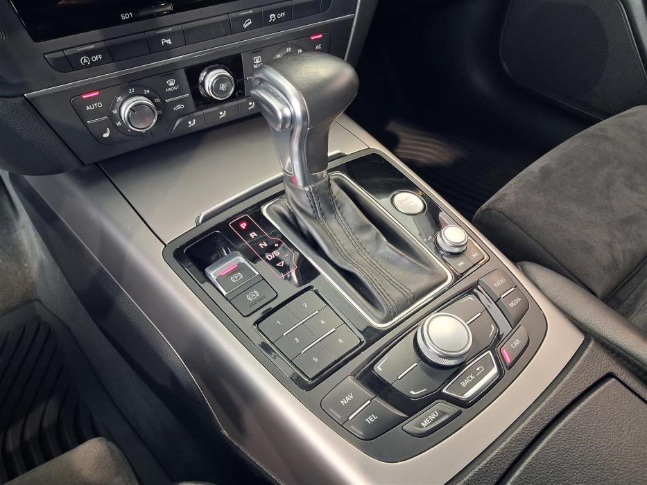 AUDI A6 allroad quattro 2012