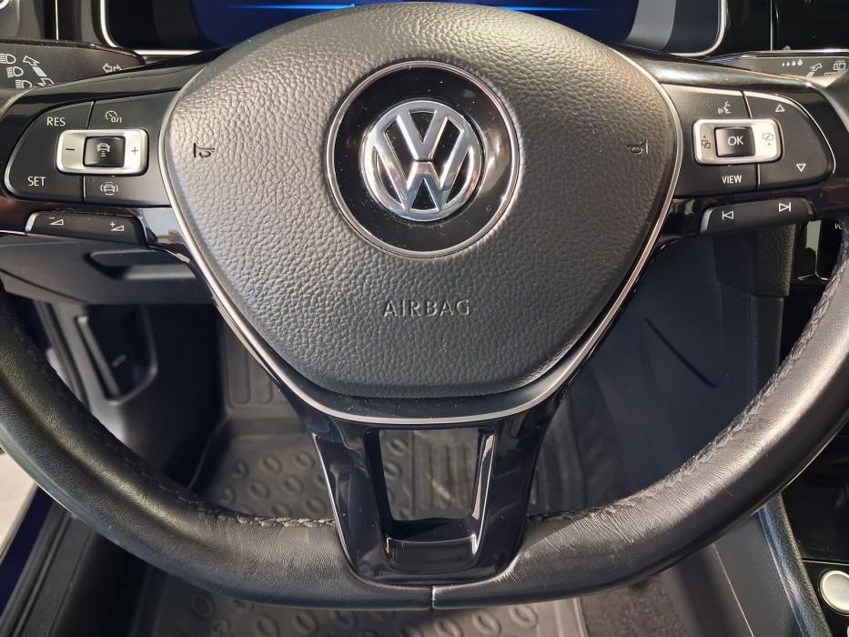 VOLKSWAGEN Golf 2019