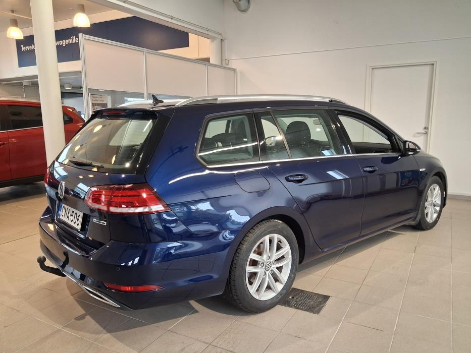 VOLKSWAGEN Golf 2019