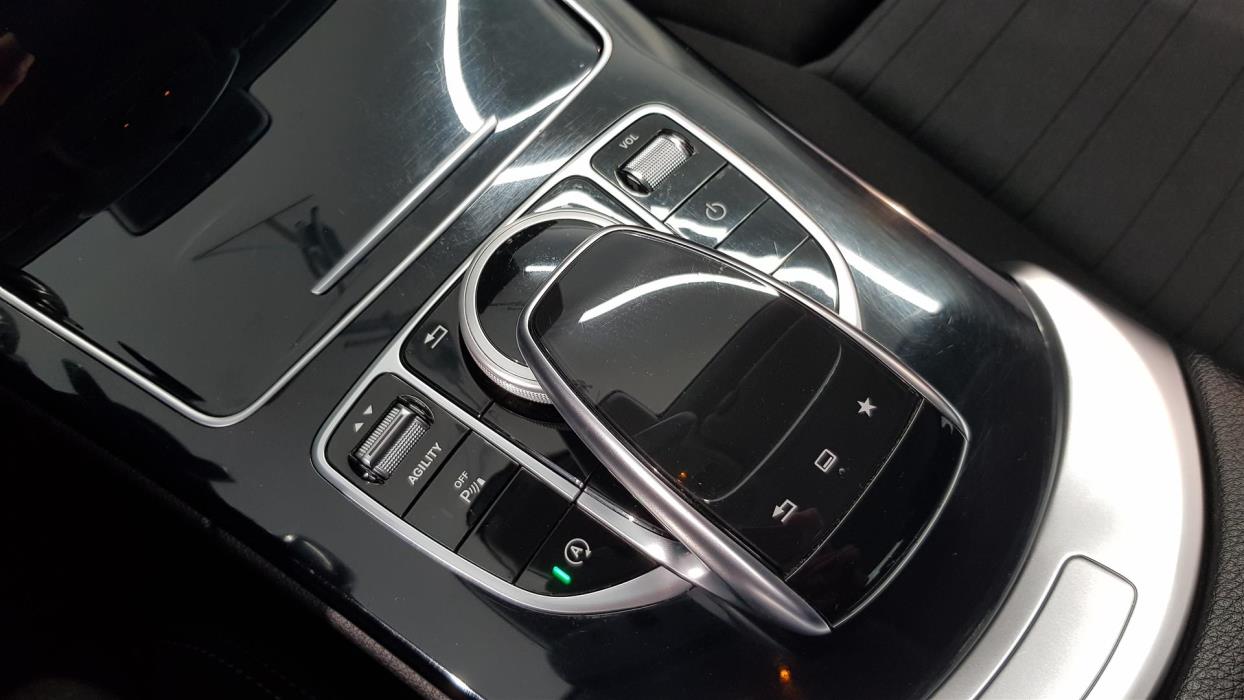 MERCEDES-BENZ C 2015