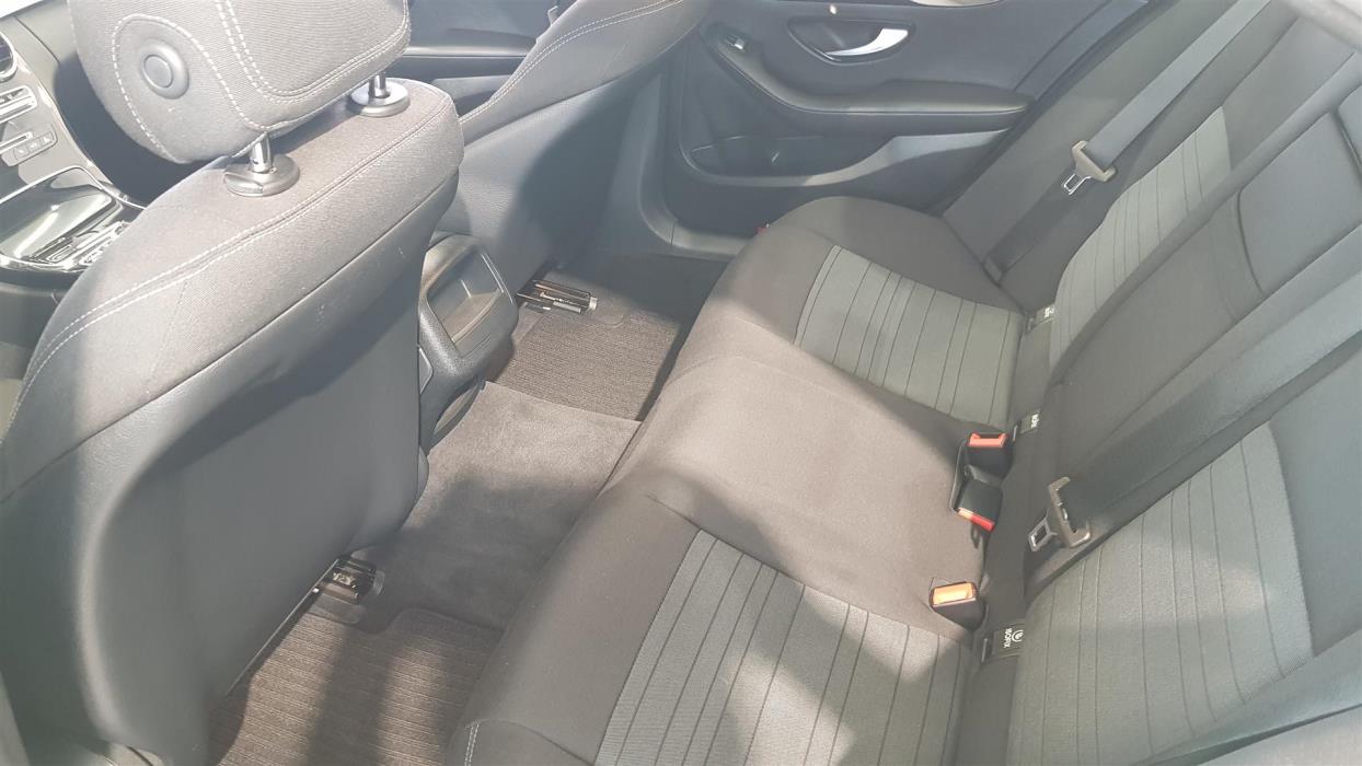 MERCEDES-BENZ C 2015