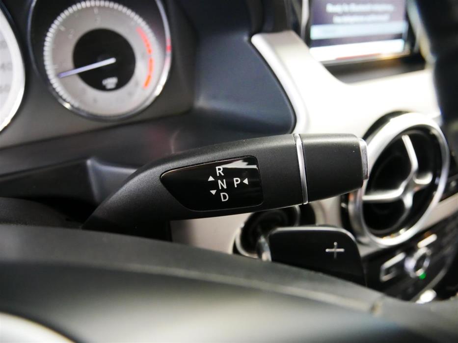 MERCEDES-BENZ GLK 2014