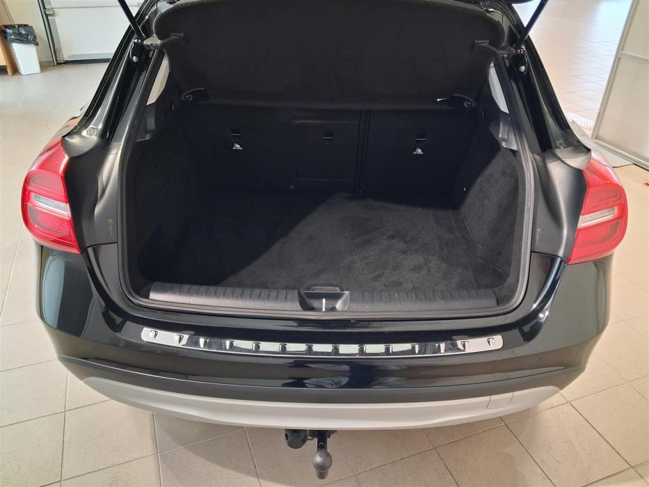 Mercedes-Benz GLA 2014