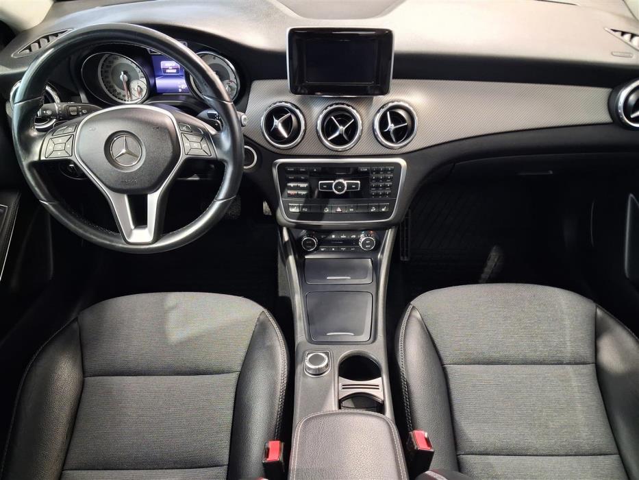 Mercedes-Benz GLA 2014