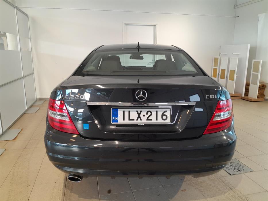 MERCEDES-BENZ C 2012