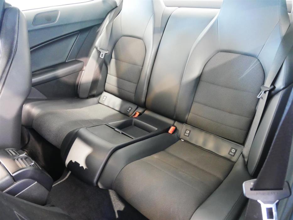 MERCEDES-BENZ C 2012