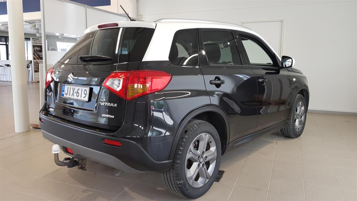SUZUKI Vitara 2015
