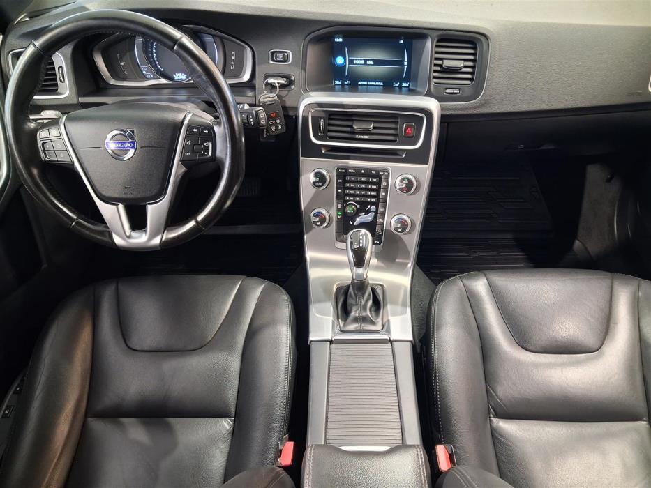 VOLVO V60 Cross Country 2017