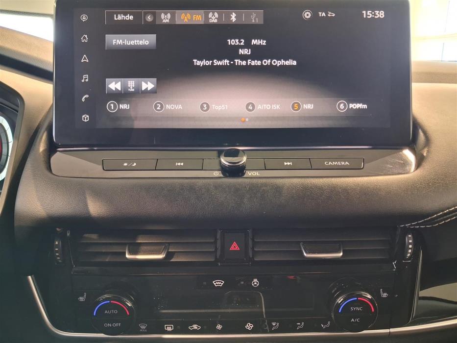 NISSAN Qashqai 2023