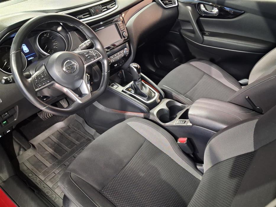 NISSAN Qashqai 2018