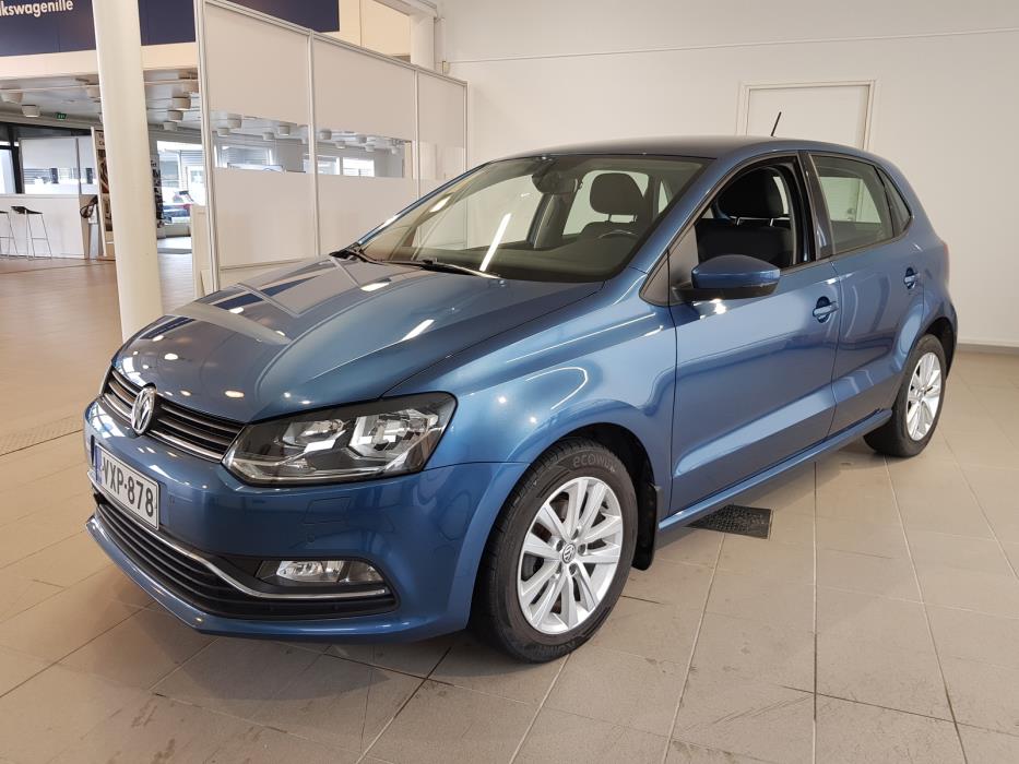 VOLKSWAGEN Polo 2015