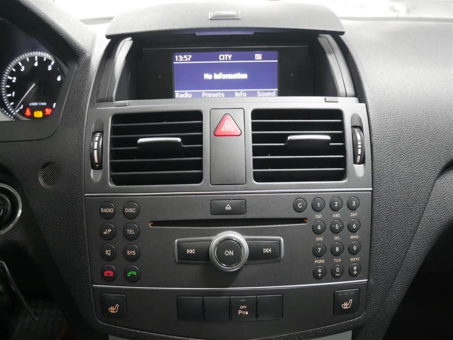 MERCEDES-BENZ C 2010