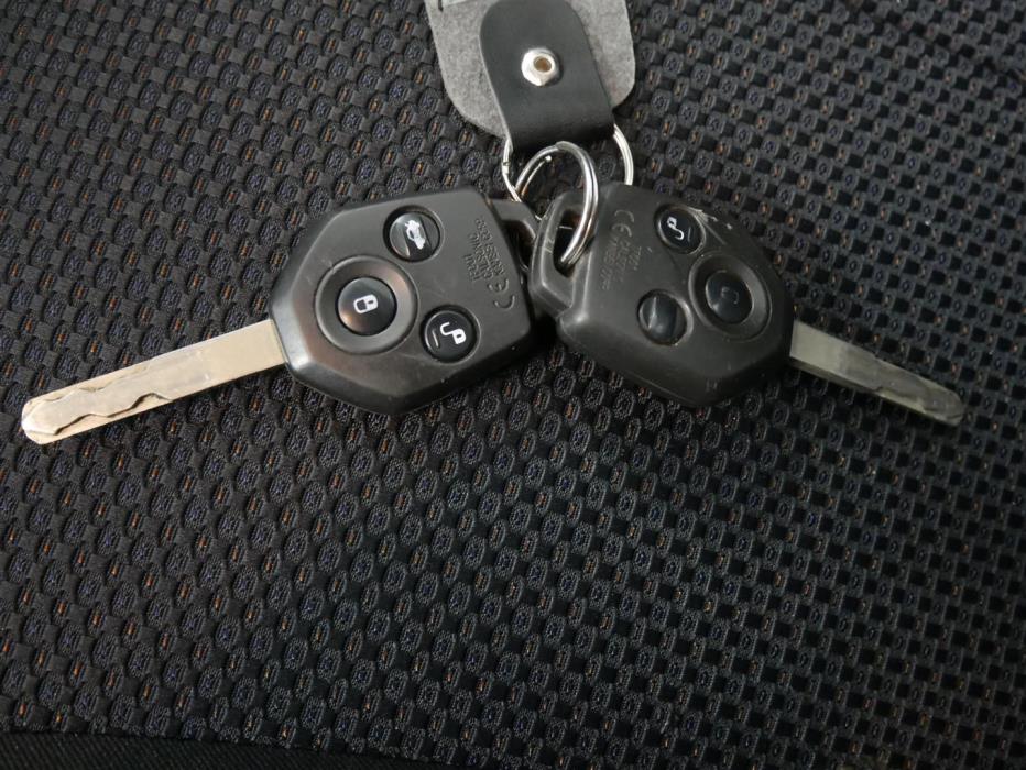 SUBARU Forester 2011