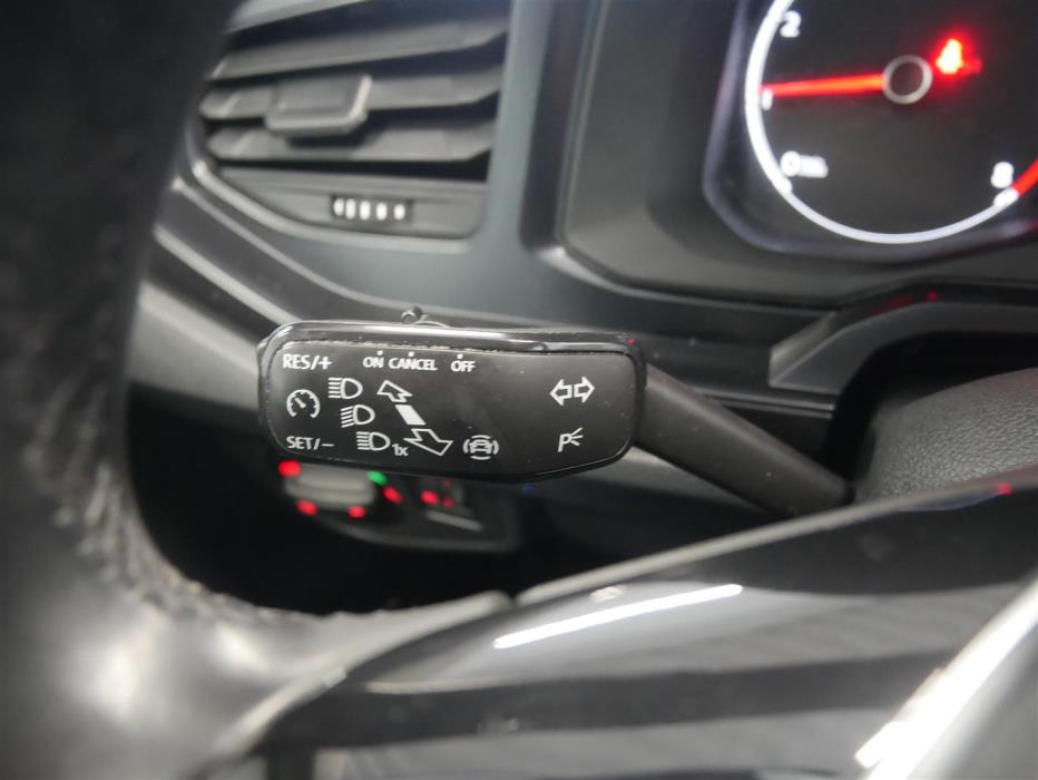 VOLKSWAGEN Polo 2019
