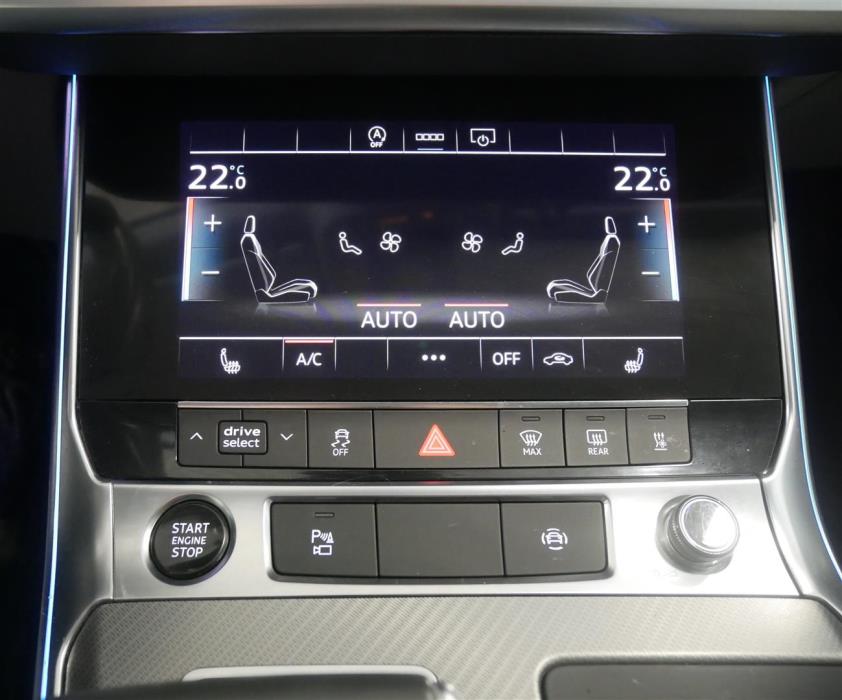 AUDI A6 2021
