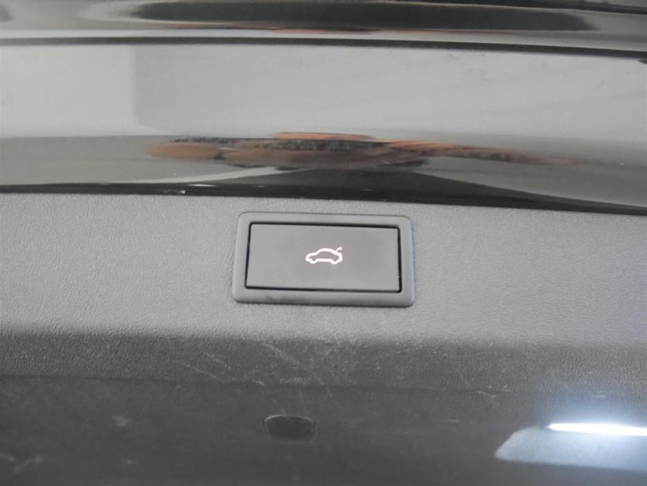 SKODA Enyaq 2021