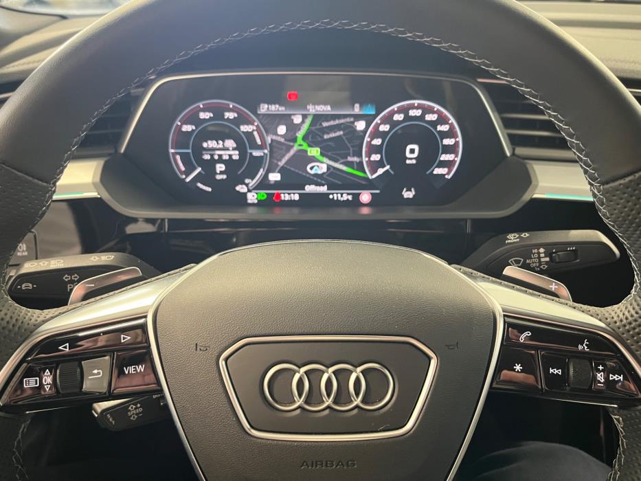 AUDI Q8 e-tron 2024